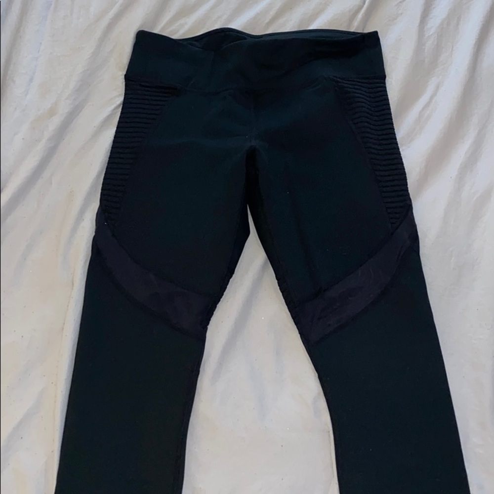 Fabletics Leggings Size Medium